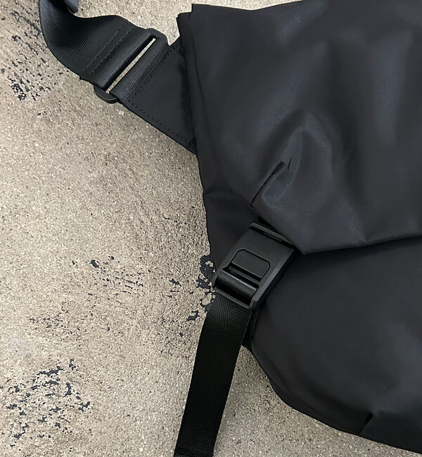 ABAHOUSE「【NoiR/ノアール】ComCompass messenger N25002/メ」|ショルダー・メッセンジャー|