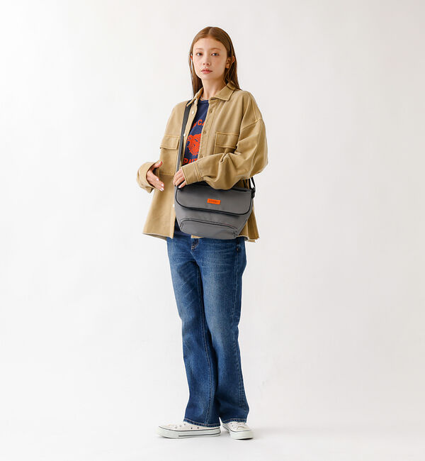 ABAHOUSE「【UNIVERSALOVERALL / ユニバーサルオーバーオール】フラップミニ」|ショルダー・メッセンジャー|