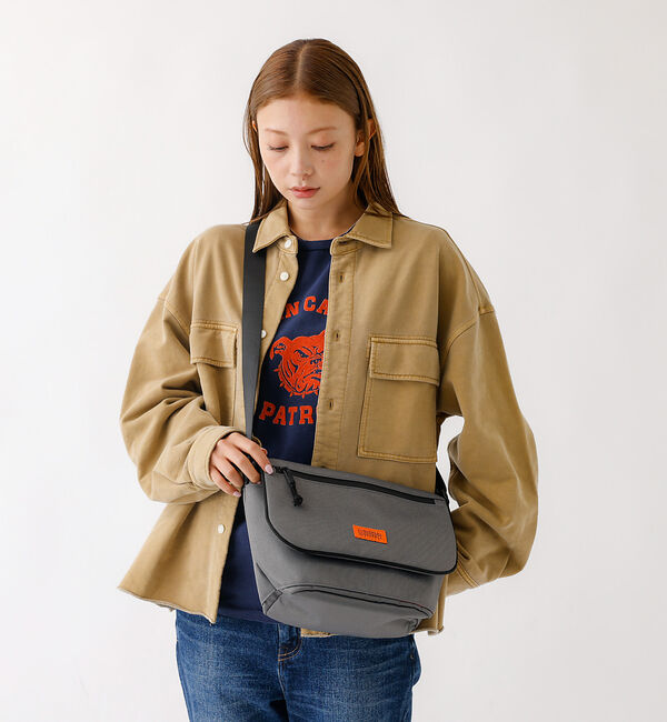 ABAHOUSE「【UNIVERSALOVERALL / ユニバーサルオーバーオール】フラップミニ」|ショルダー・メッセンジャー|