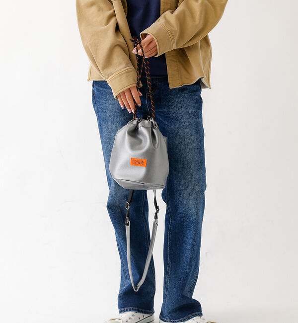 ABAHOUSE「【UNIVERSALOVERALL / ユニバーサルオーバーオール】ECO le」|ショルダー・メッセンジャー|シルバー