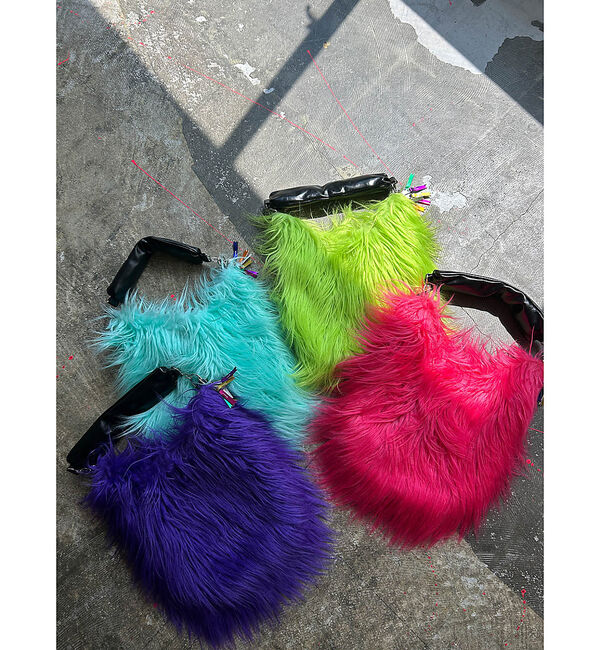 ABAHOUSE「【cheek/チーク】monster one shoulder/ファーバッグ/シ」|ショルダー・メッセンジャー|