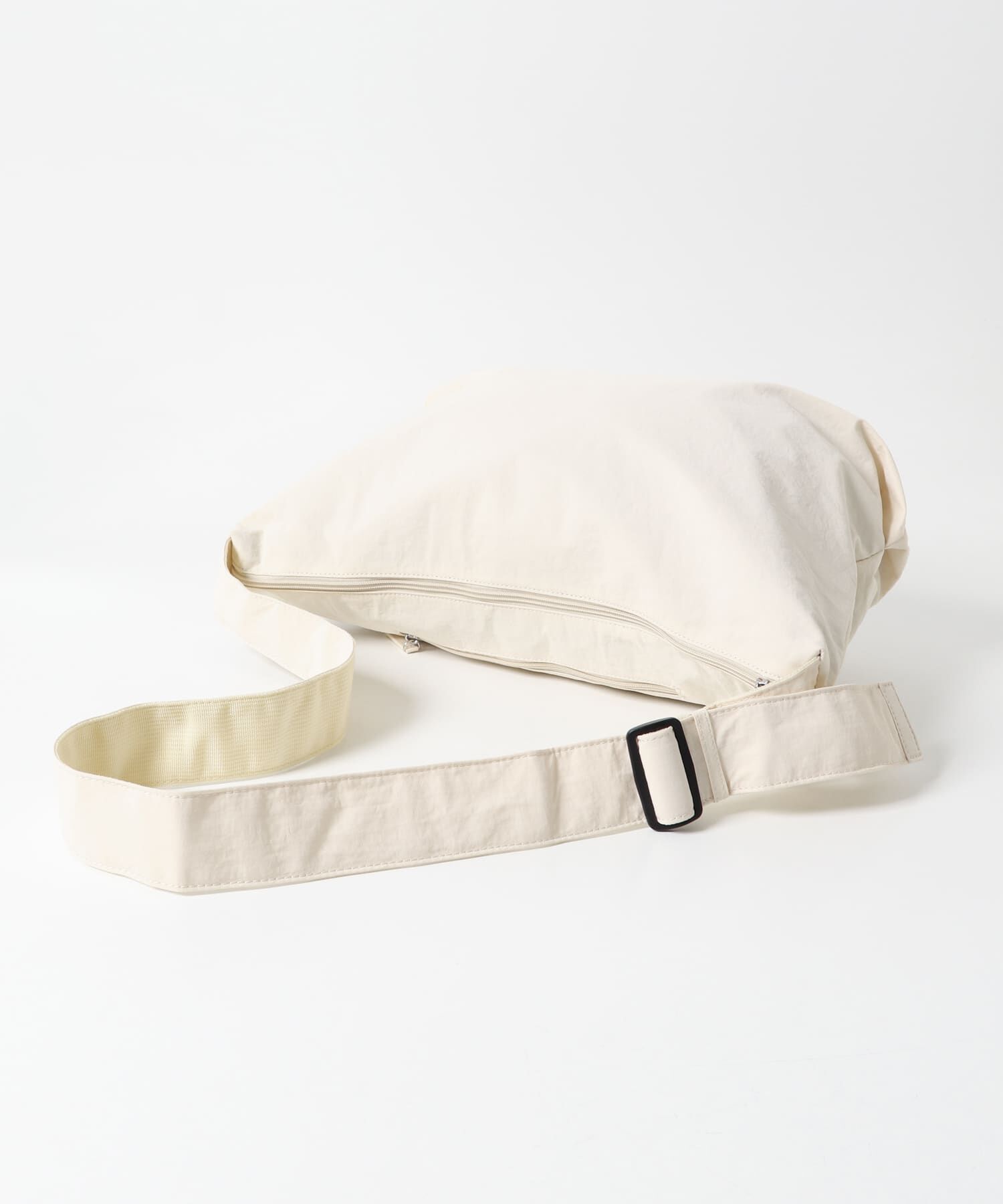 URBAN RESEARCH DOORS「ウォッシャブルショルダーバッグ」|ショルダー・メッセンジャー|