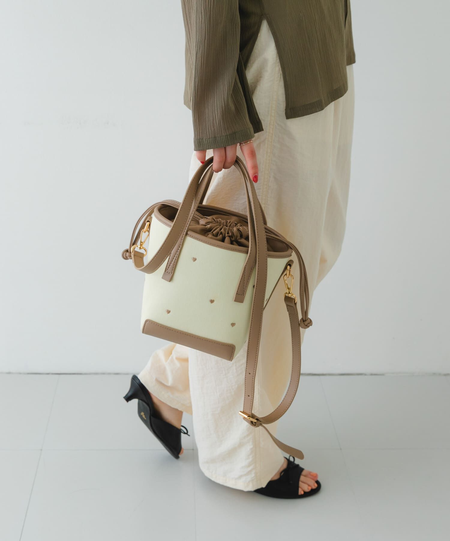 RODE SKO「『WEB/一部店舗限定カラー』刺繍バケツバッグ」|ハンドバッグ|