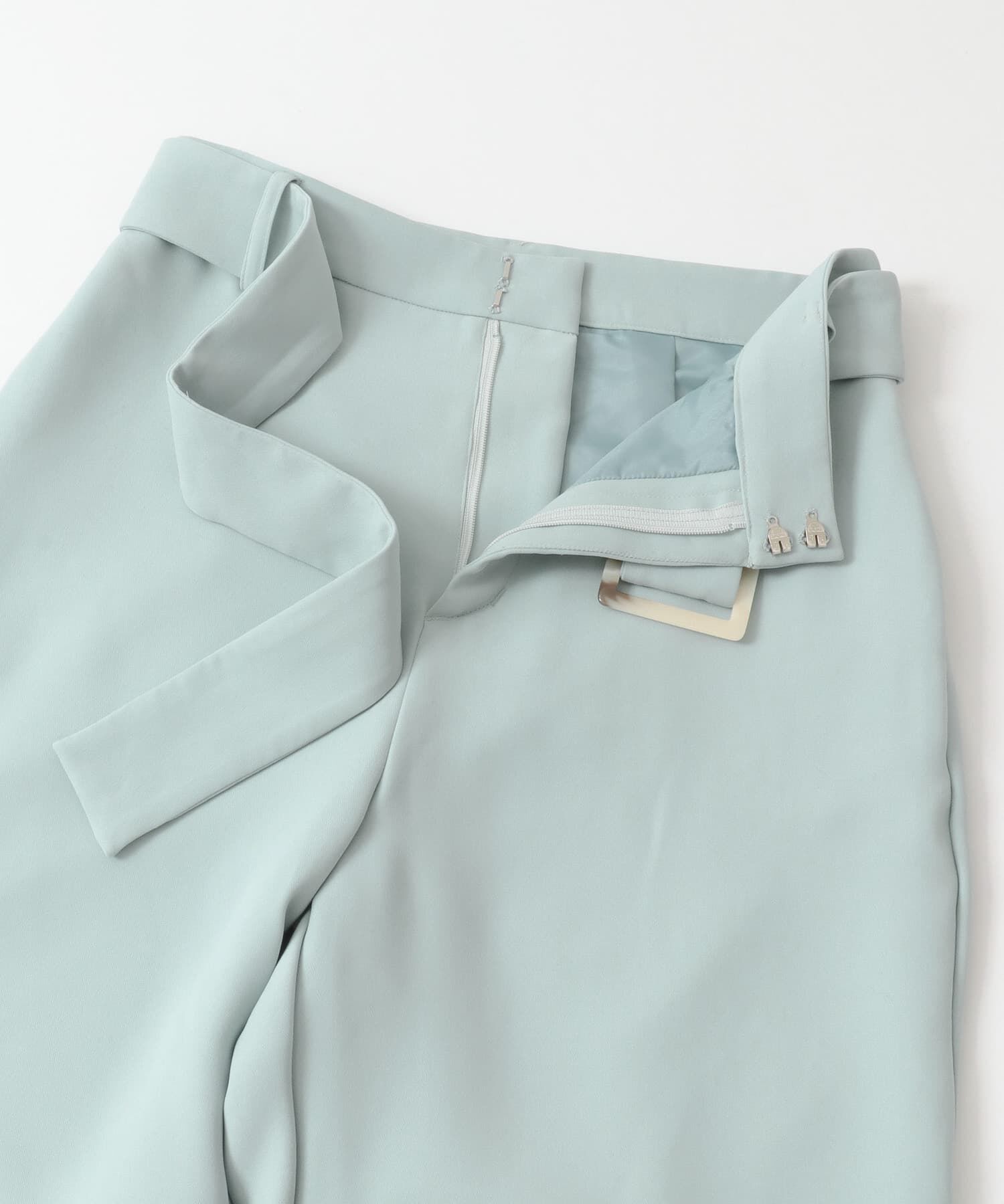 URBAN RESEARCH ROSSO「『スタイリスト川上さやか&times;ROSSO』ベルト付きパンツ&there4;」|その他|