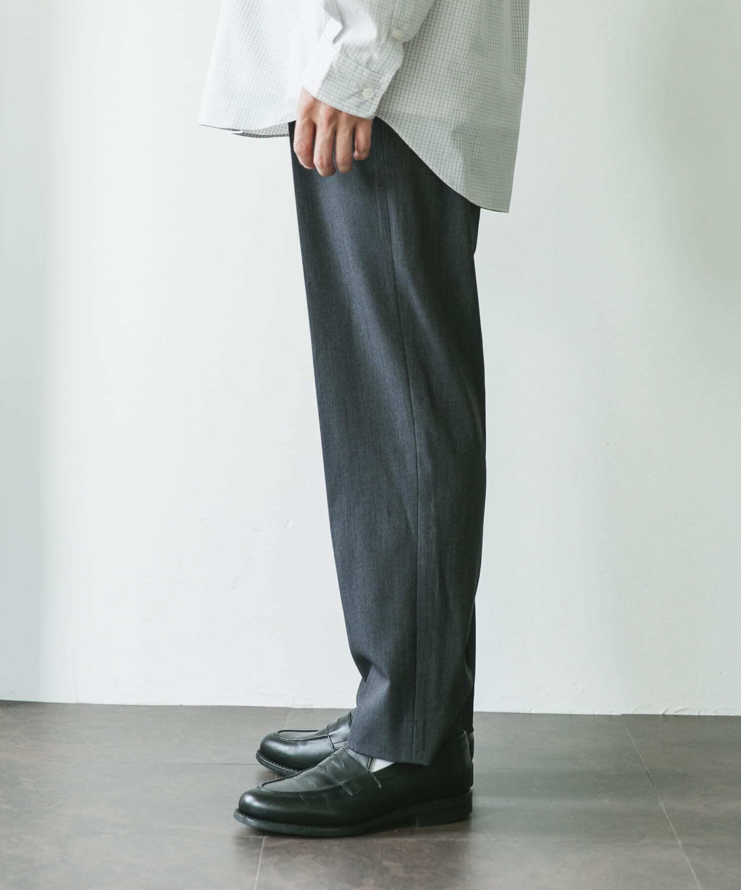 URBAN RESEARCH DOORS「『仁村紗和さん着用』『UR TECH』完声テーパードトラウザー」|その他|