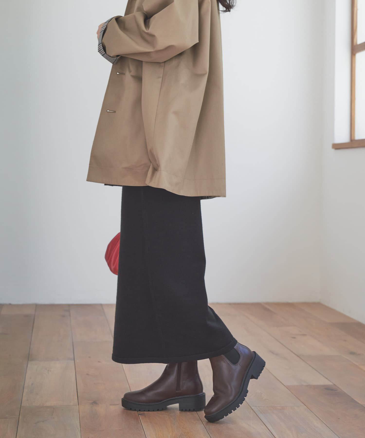 URBAN RESEARCH DOORS「『仁村紗和さん着用』『UR TECH 200日ニット』ストレートスカート」|スカート|