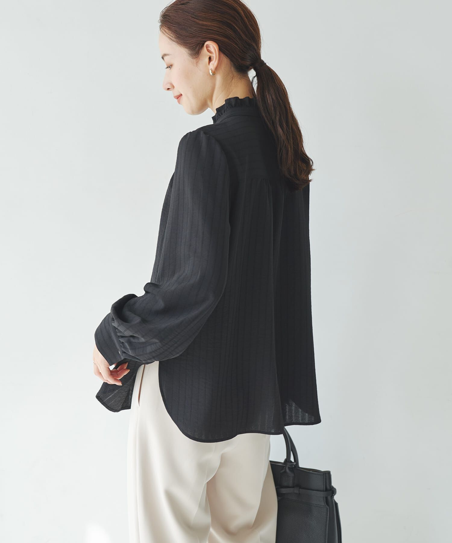 URBAN RESEARCH「ドビーストライプフリルブラウス」|シャツ・ブラウス|
