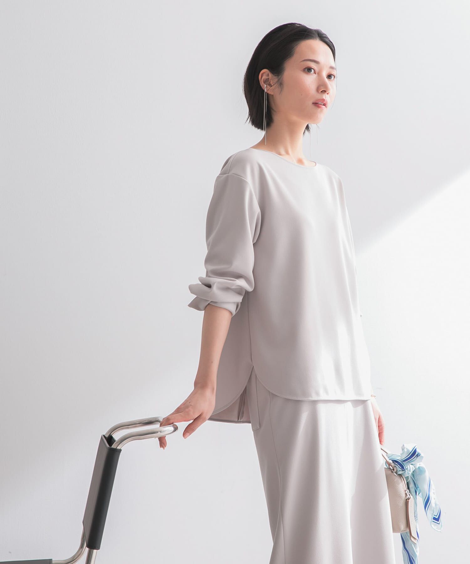 URBAN RESEARCH ROSSO「ストレッチジョーゼットブラウス」|シャツ・ブラウス|グレー系その他