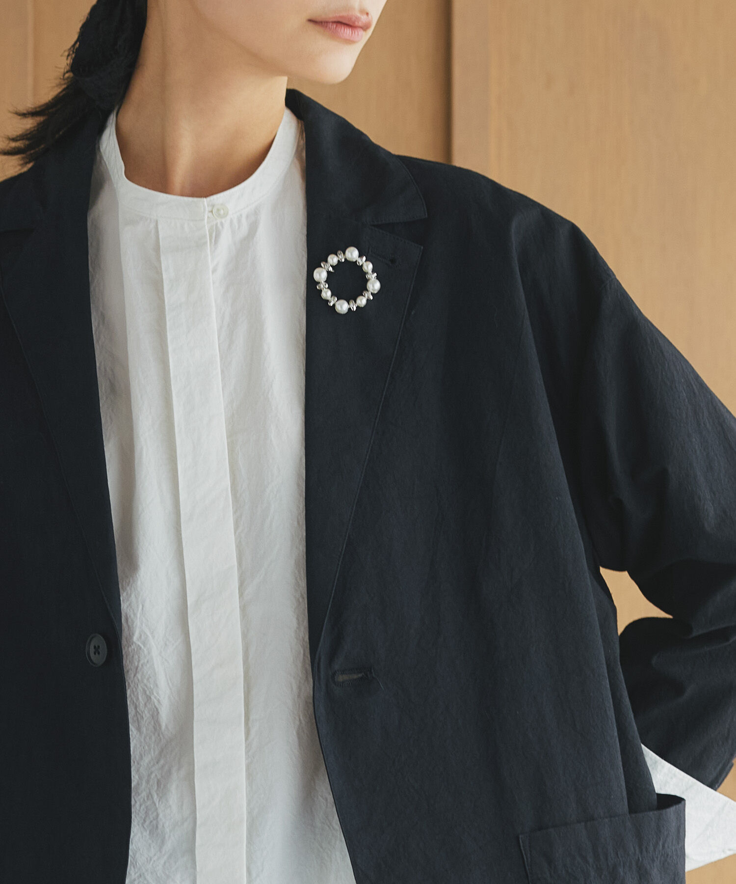 SMELLY「パールビジューラウンドブローチ」|ブローチ・コサージュ|