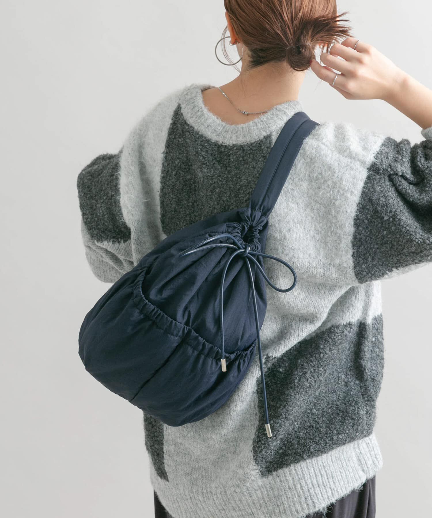  「ナイロンパファーボンサック」|ショルダー・メッセンジャー|ネイビー