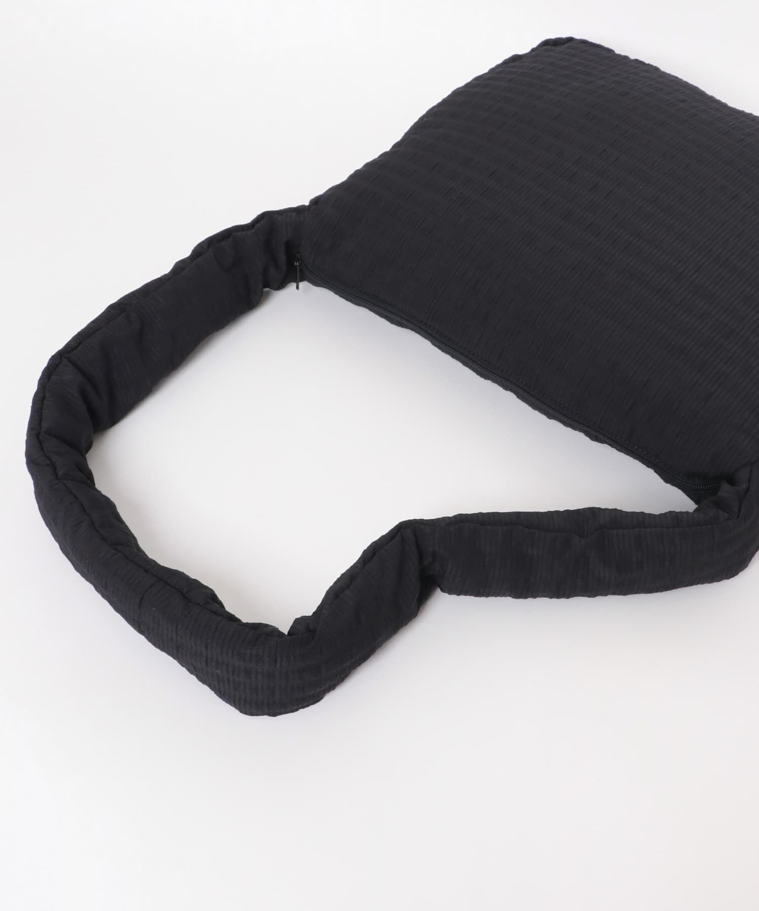 SENSE OF PLACE by URBAN RESEARCH「パデッドビッグショルダーA」|ショルダー・メッセンジャー|