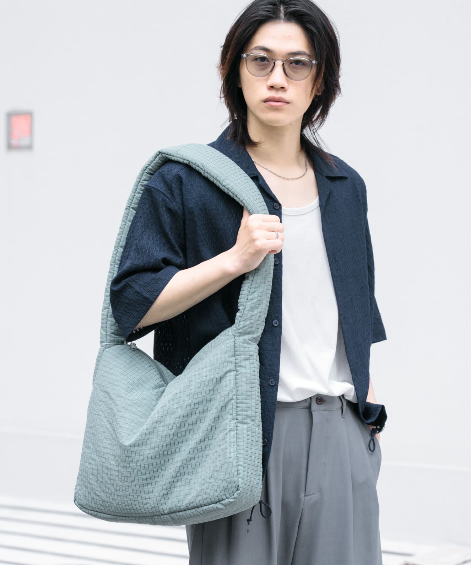 SENSE OF PLACE by URBAN RESEARCH「パデッドビッグショルダーB」|ショルダー・メッセンジャー|