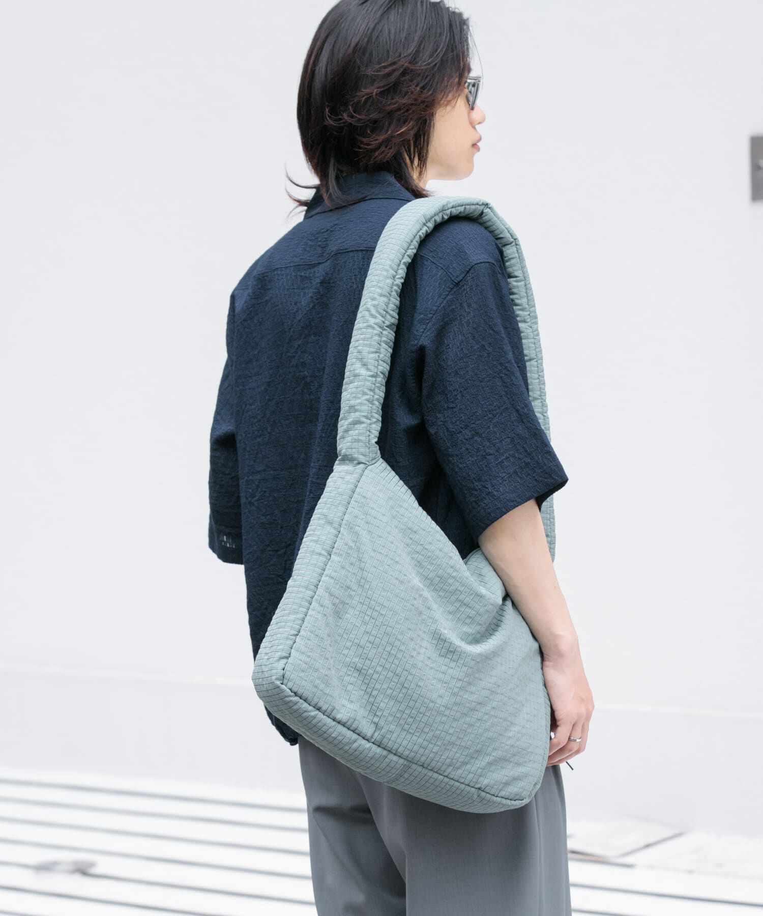 SENSE OF PLACE by URBAN RESEARCH「パデッドビッグショルダーB」|ショルダー・メッセンジャー|