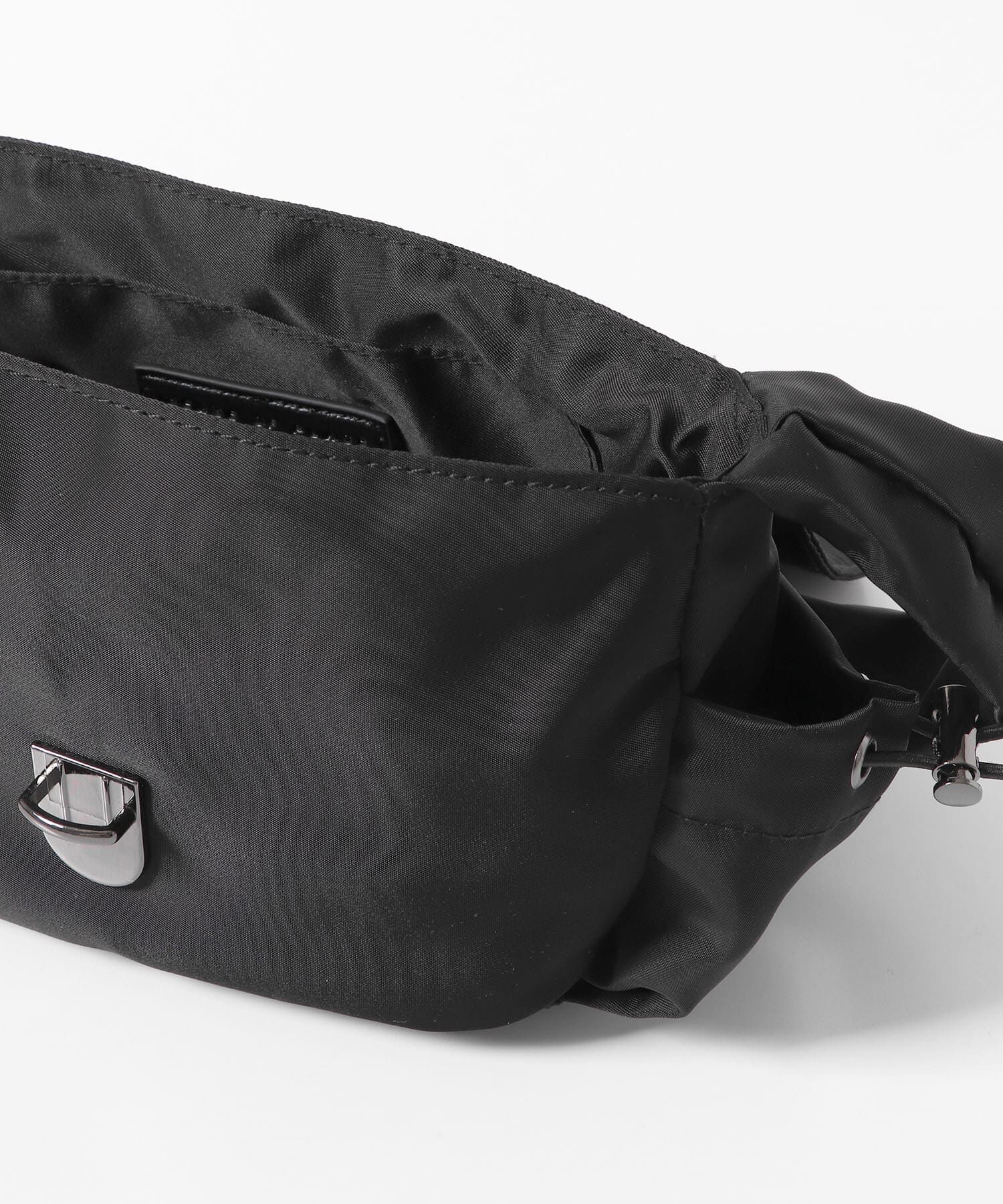 SENSE OF PLACE by URBAN RESEARCH「ナイロンフラップショルダーバッグ」|ショルダー・メッセンジャー|