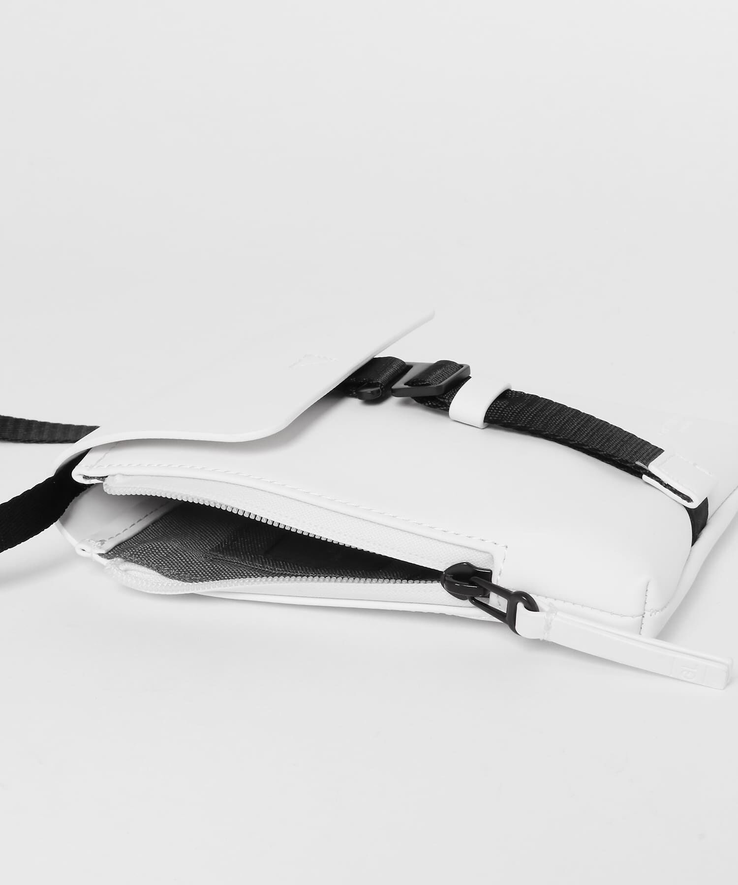 SENSE OF PLACE by URBAN RESEARCH「GASTON LUGA　SplashMini Crossbody」|ショルダー・メッセンジャー|