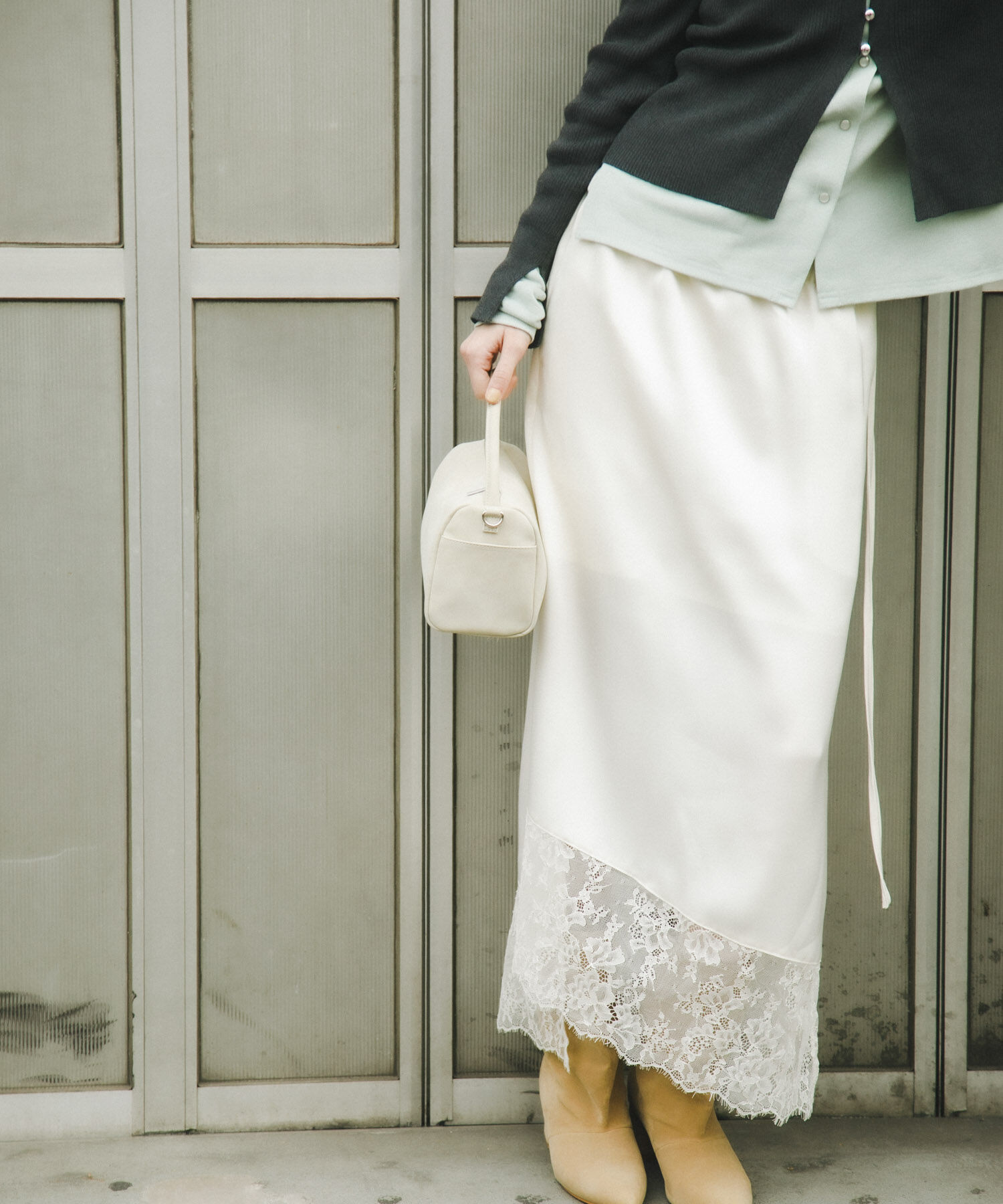 SENSE OF PLACE by URBAN RESEARCH「アシメレースヘムスカート」|スカート|アイボリー