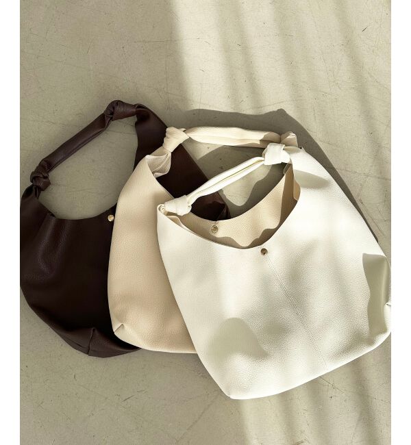 MAJESTICLEGON「リラックスショルダーバッグ」|ショルダー・メッセンジャー|アイボリー