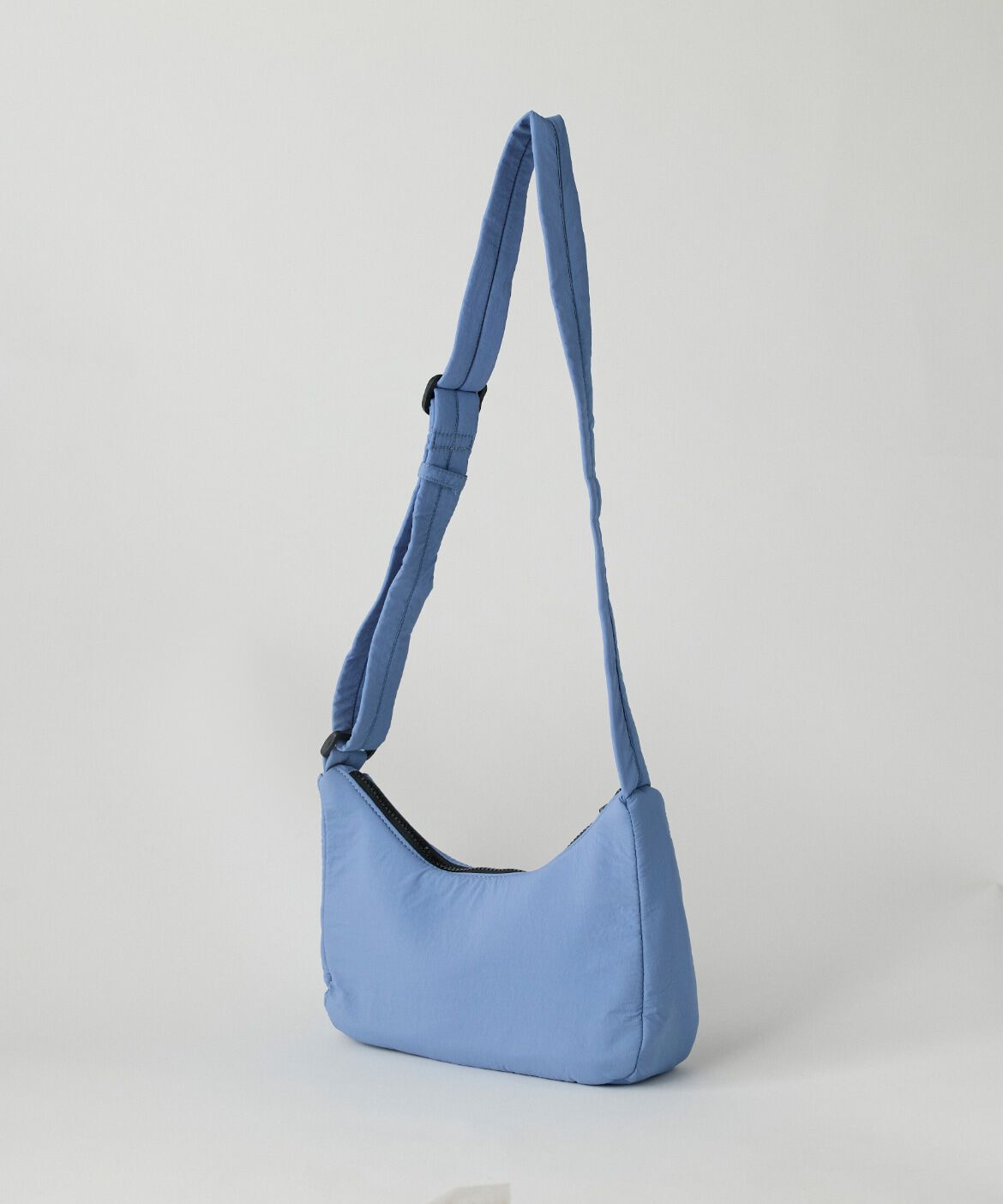 DAY by DAY it&rsquo;s international「ナイロンショルダーバッグ」|ショルダー・メッセンジャー|