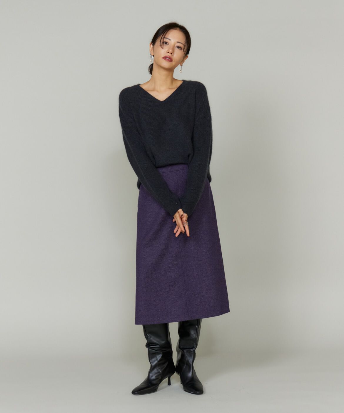 Le Souk「スパンコールVネックニットプルオーバー」|ニット・セーター|