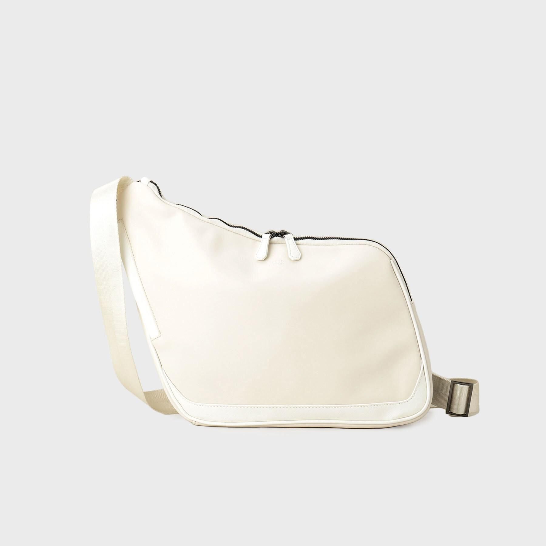 TAKEO KIKUCHI「【ペットボトル、ガジェット収納】エディターズショルダー」|ショルダー・メッセンジャー|