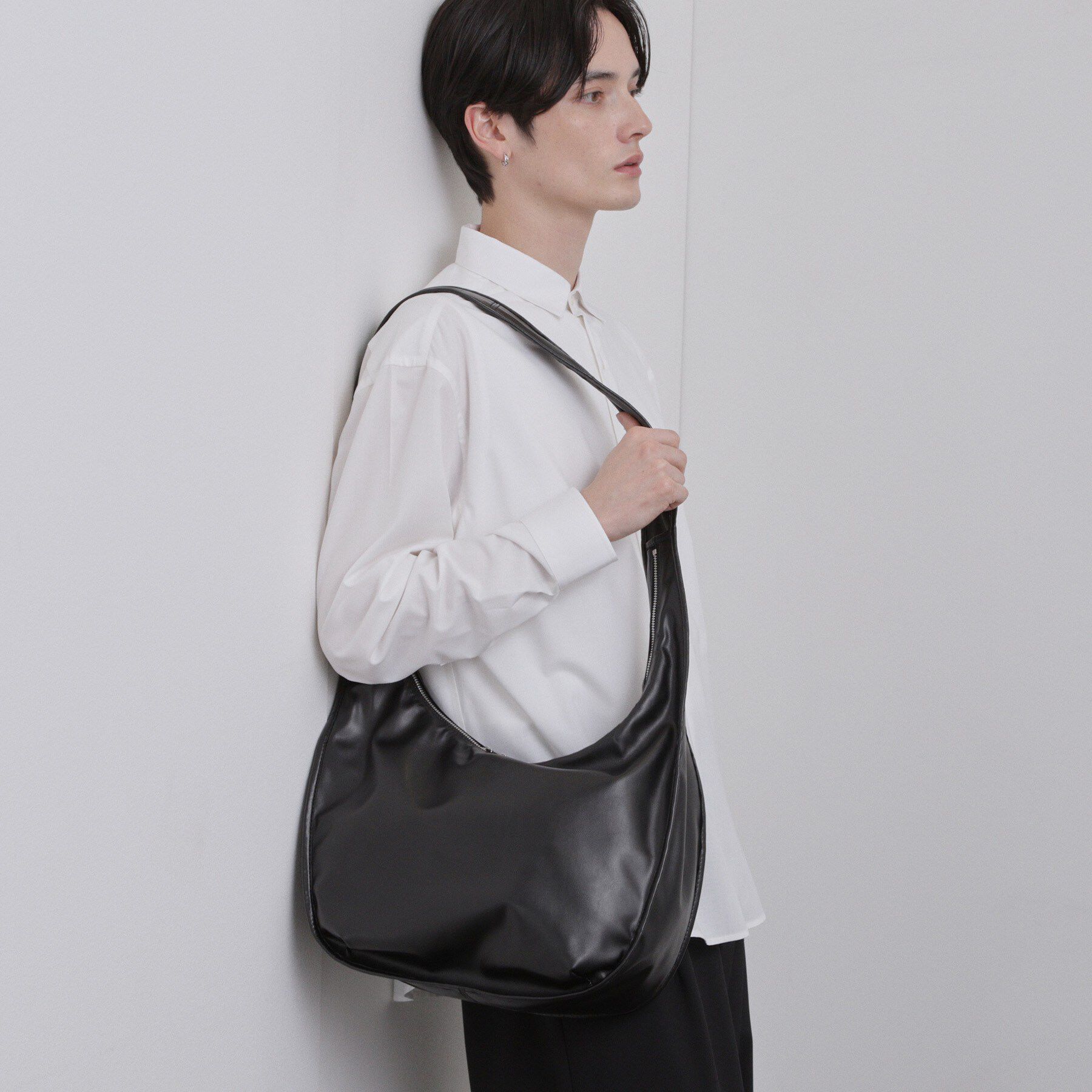 tk.TAKEO KIKUCHI「カーブワンショルダーバッグ」|ショルダー・メッセンジャー|