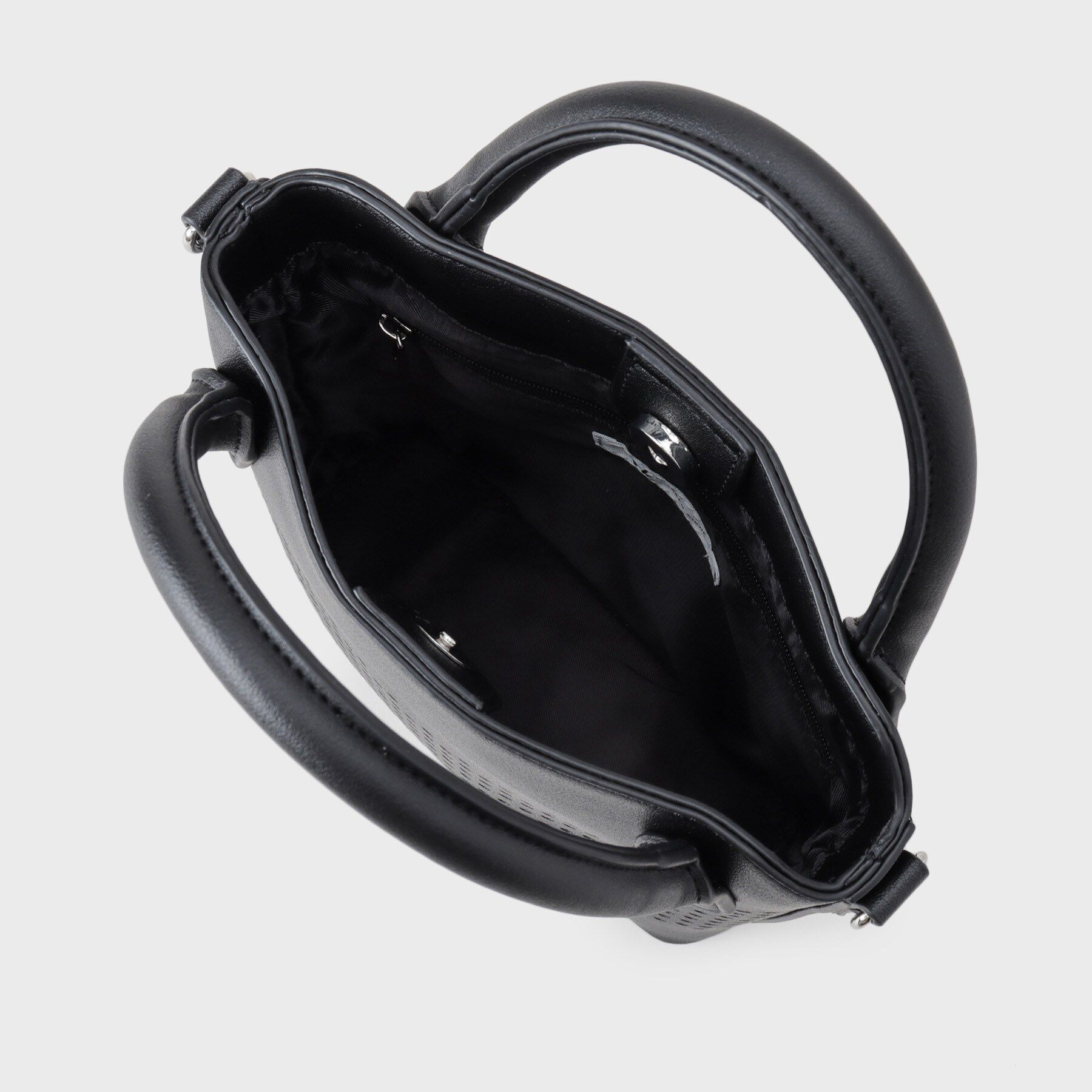 tk.TAKEO KIKUCHI「【2WAY】パンチングミニショルダーバッグ」|ショルダー・メッセンジャー|