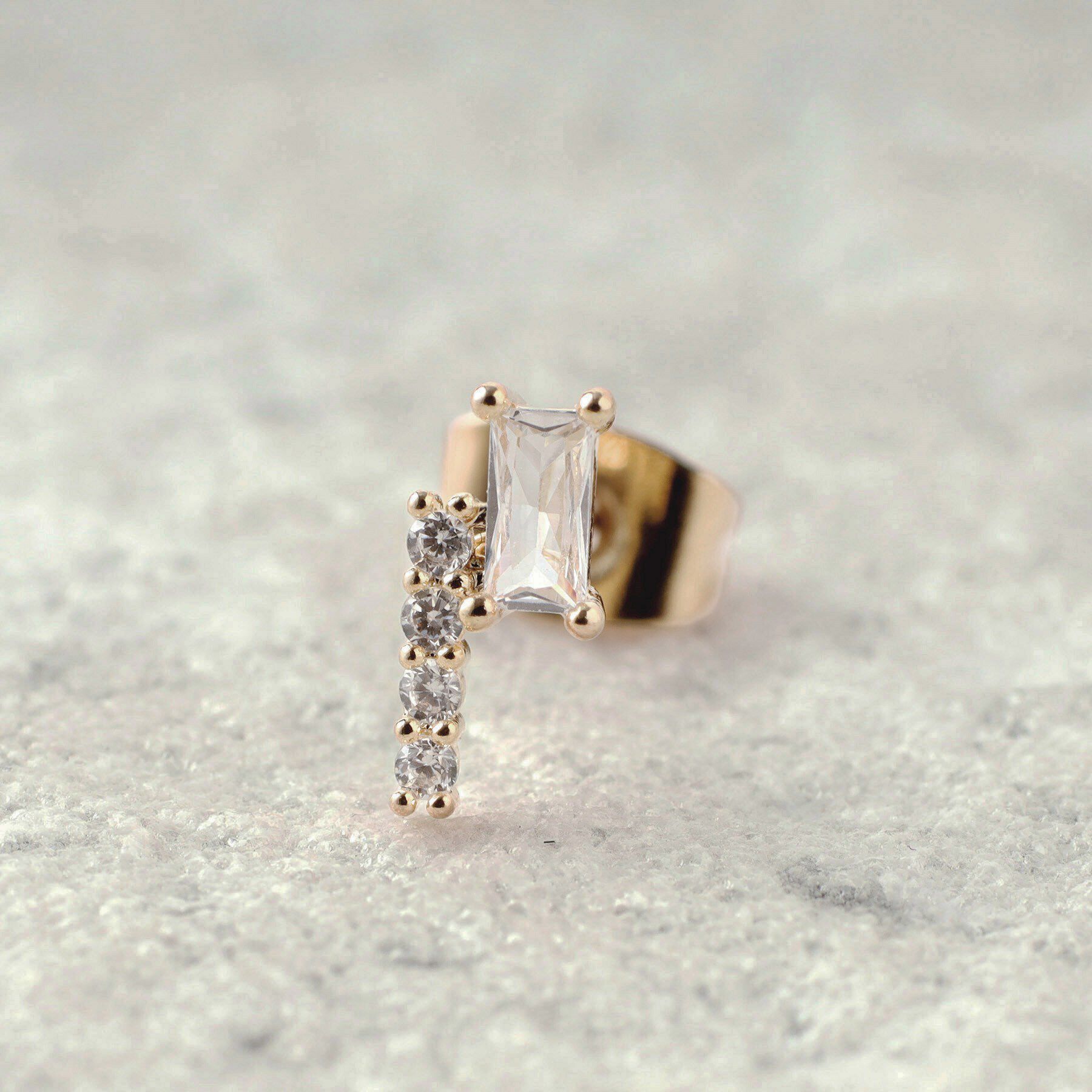 OPAQUE.CLIP「ビジュー&times;フェイクパールピアス」|ピアス|