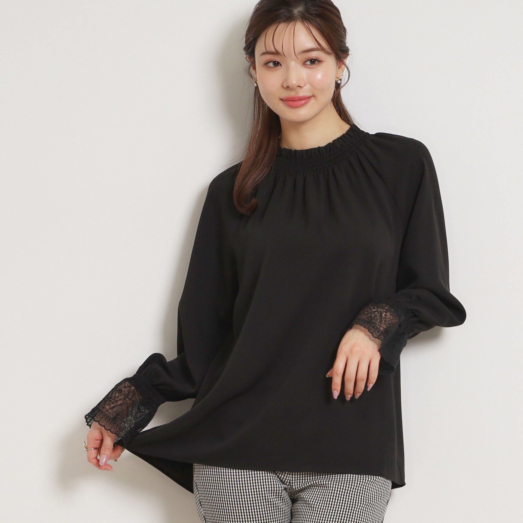 Couture broach「【通勤・着映え】レースカフス ピコシャーリング バックリボンブラウス」|シャツ・ブラウス|