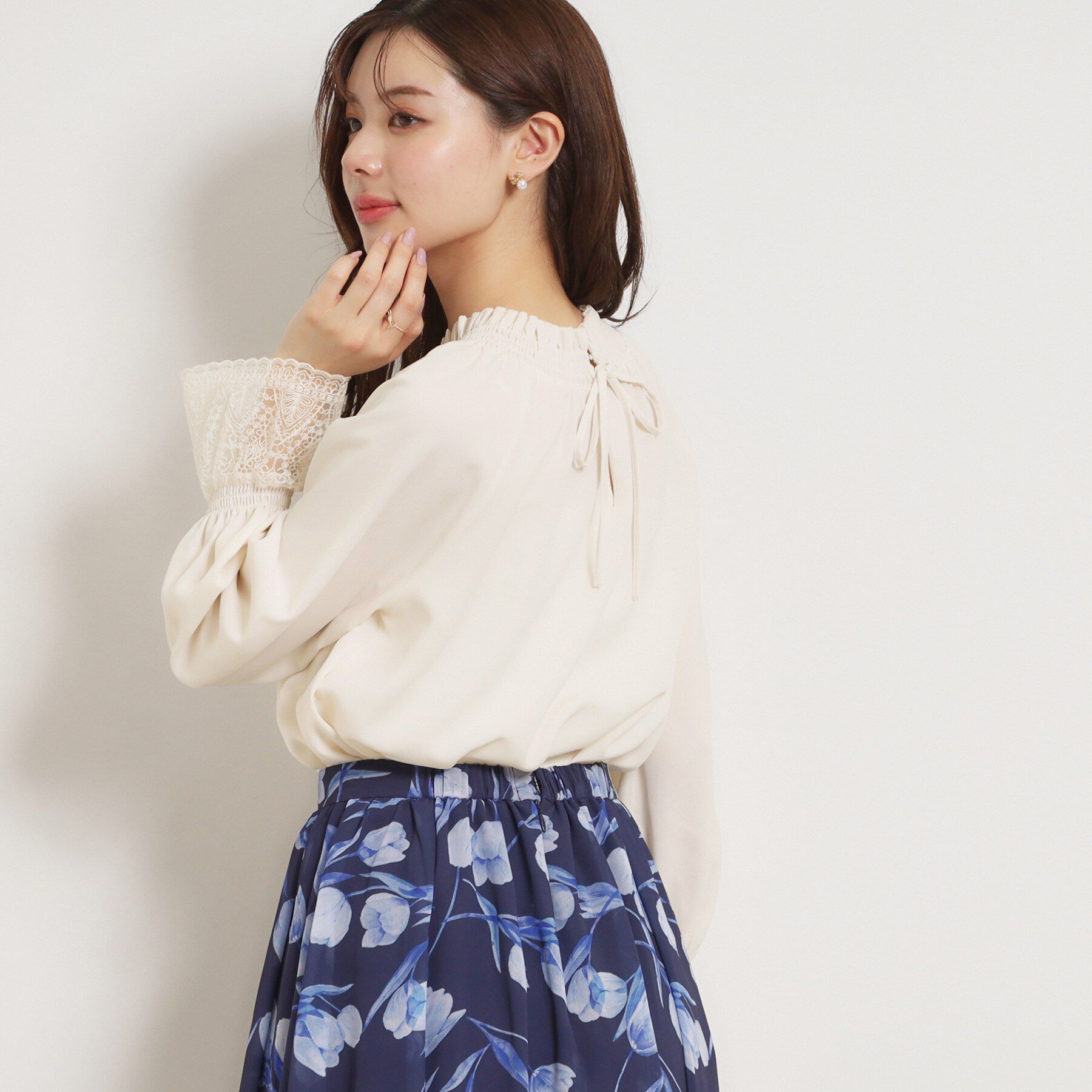 Couture broach「【通勤・着映え】レースカフス ピコシャーリング バックリボンブラウス」|シャツ・ブラウス|