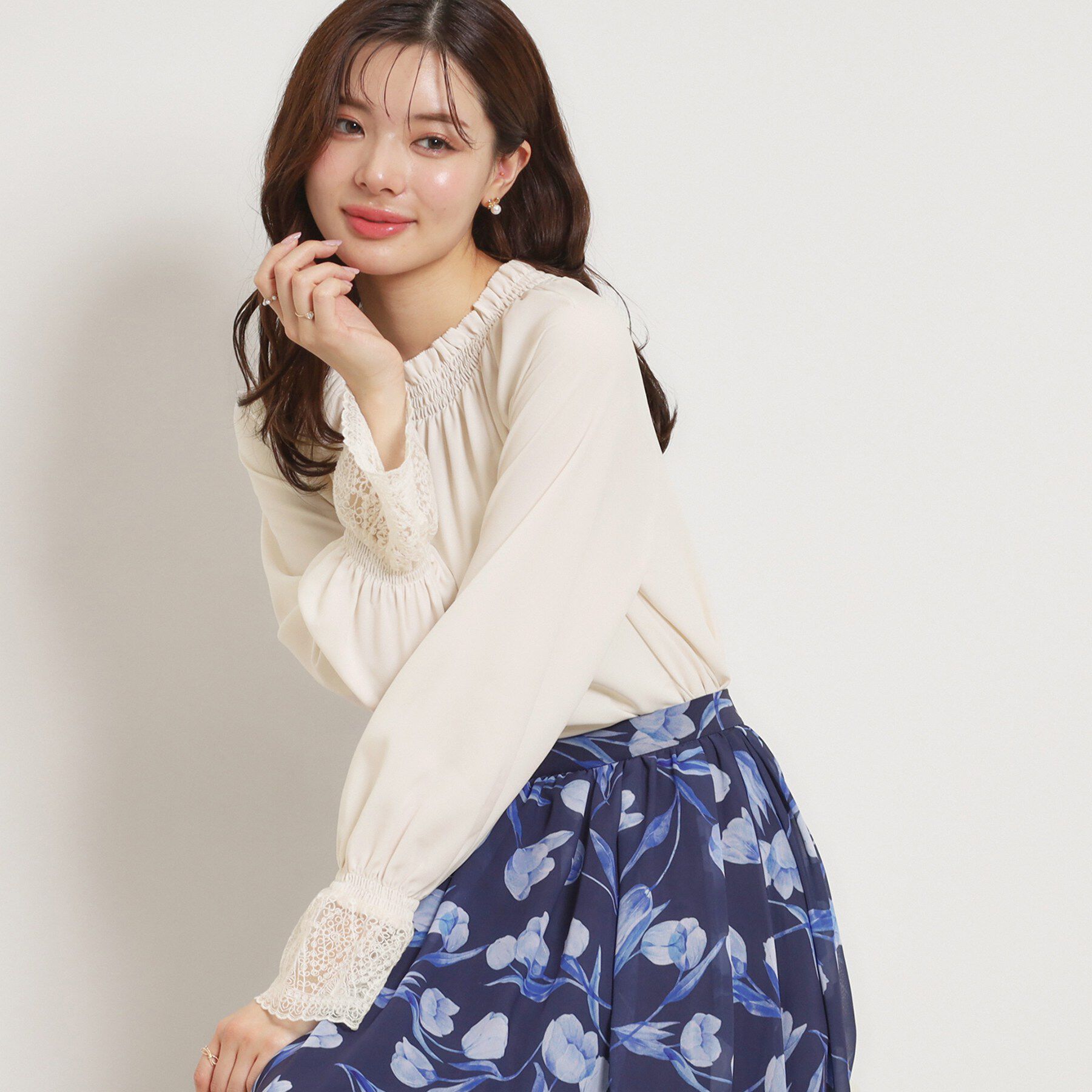 Couture broach「【通勤・着映え】レースカフス ピコシャーリング バックリボンブラウス」|シャツ・ブラウス|