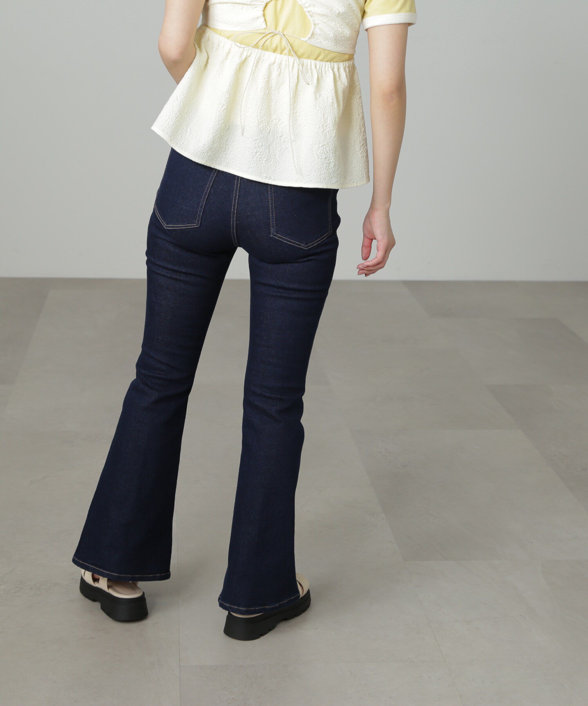  「[Sシリーズ対応商品]内スリットベルボトムデニムパンツ」|その他|