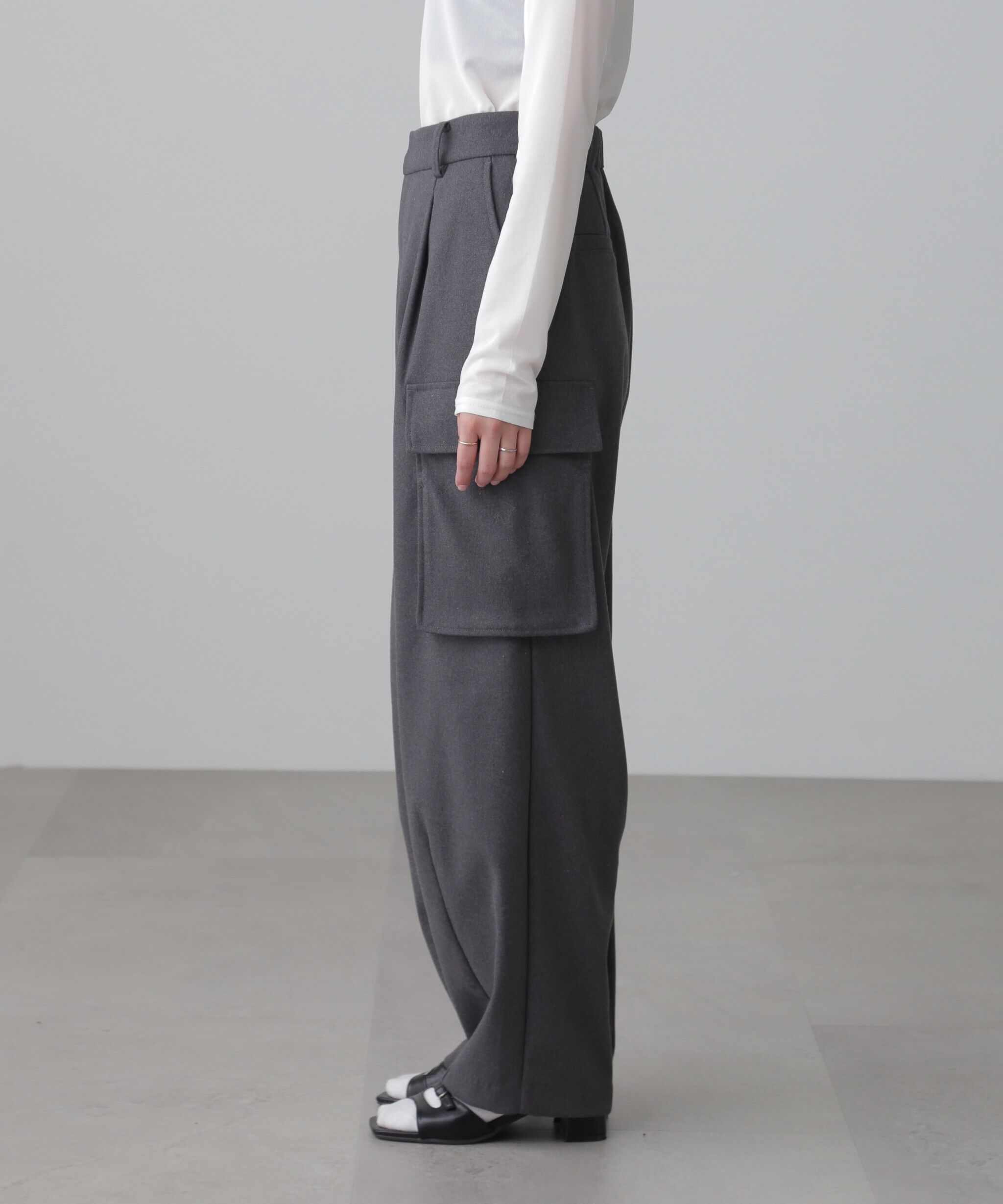  「ウールライクカーゴワイドパンツ」|その他|