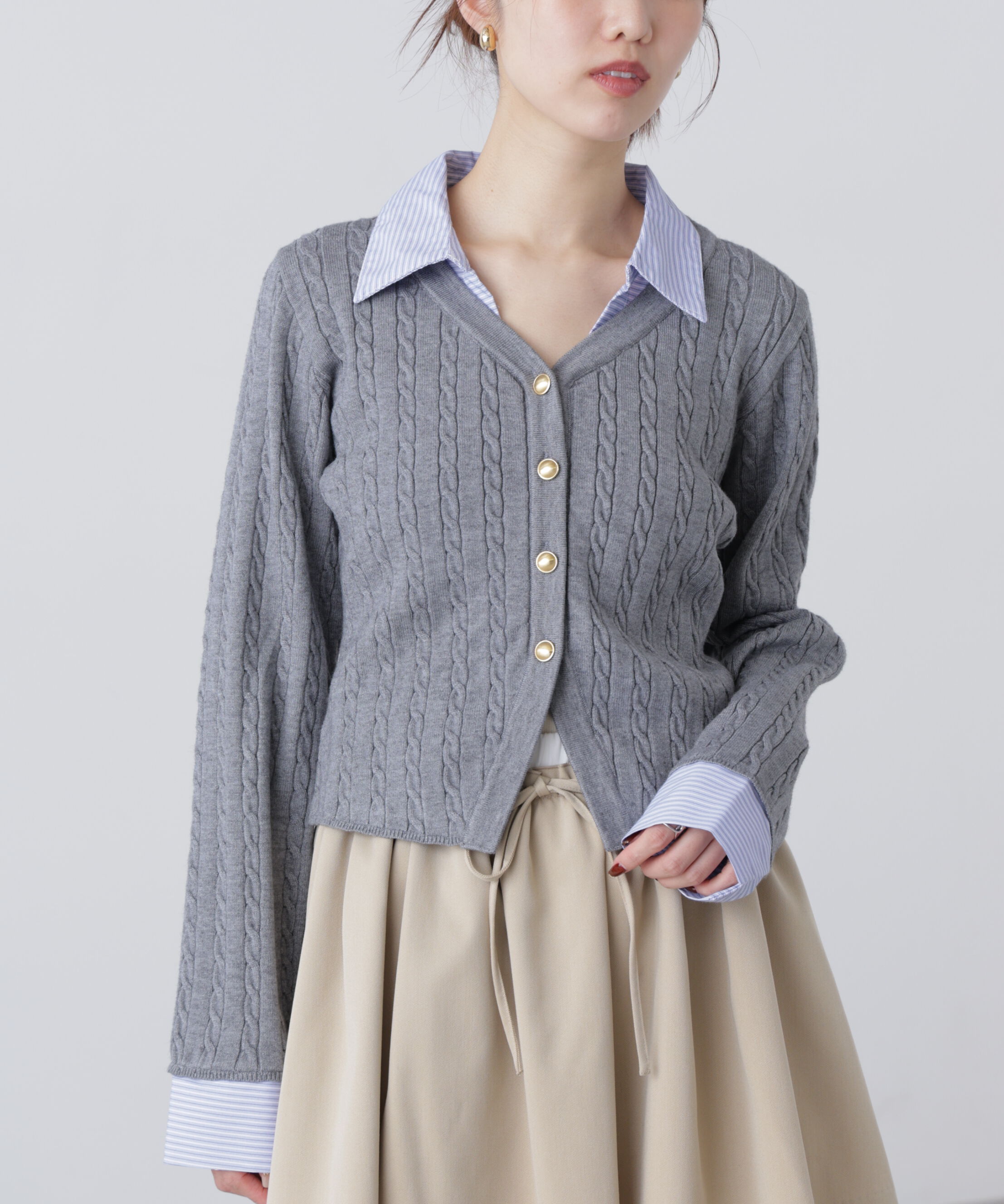  「シャツレイヤードゴールドボタンニット」|ニット・セーター|