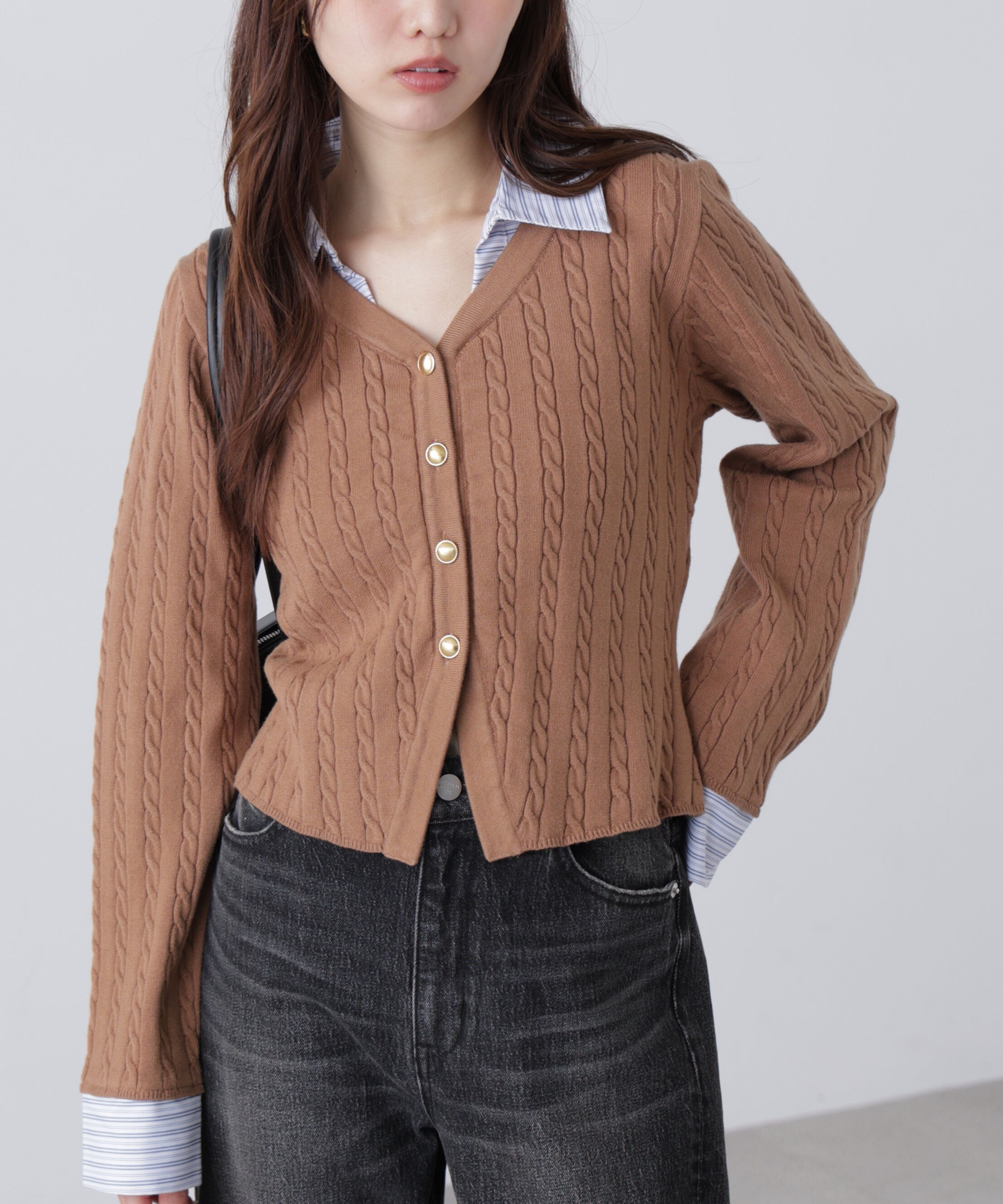  「シャツレイヤードゴールドボタンニット」|ニット・セーター|キャメル