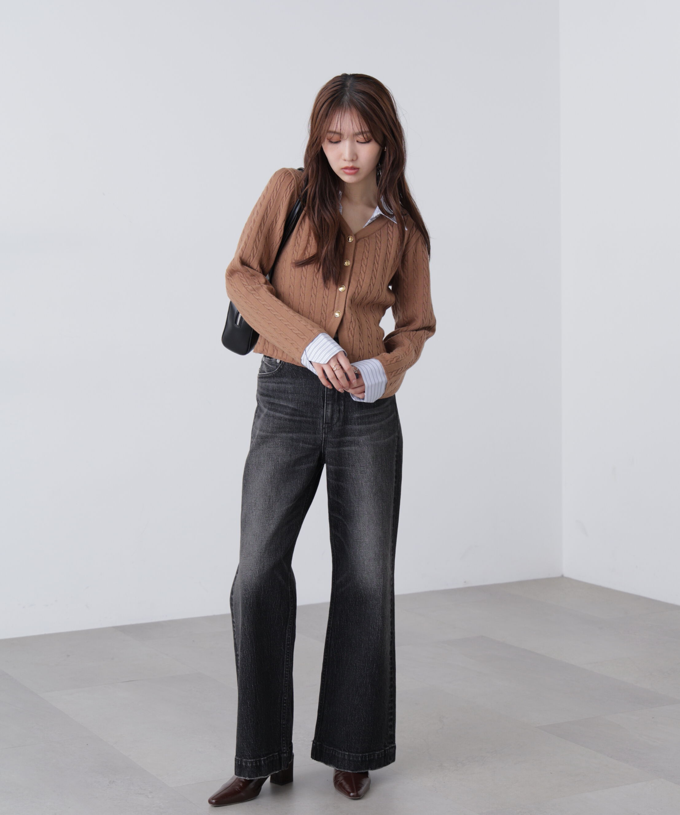  「シャツレイヤードゴールドボタンニット」|ニット・セーター|