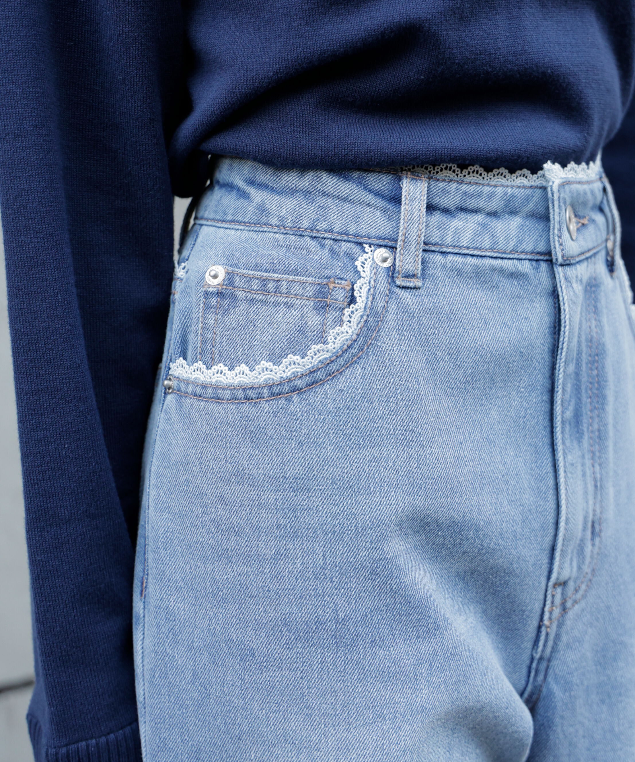  「[低身長サイズ/Sシリーズ]レーストリミングワイドストレートデニムパンツ」|その他|