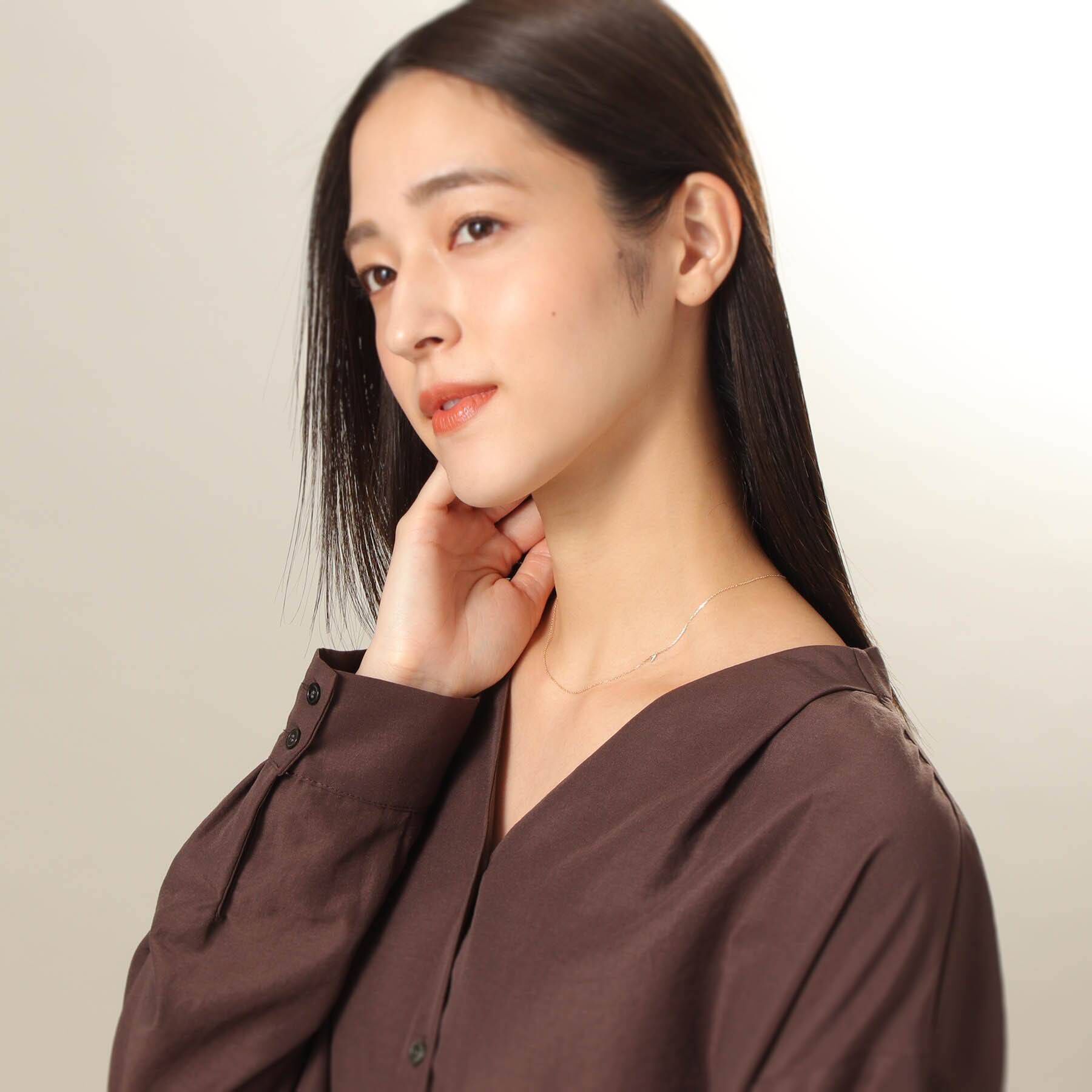 COCOSHNIK「【WEB限定】K10イニシャルＡ ネックレス」|ネックレス|