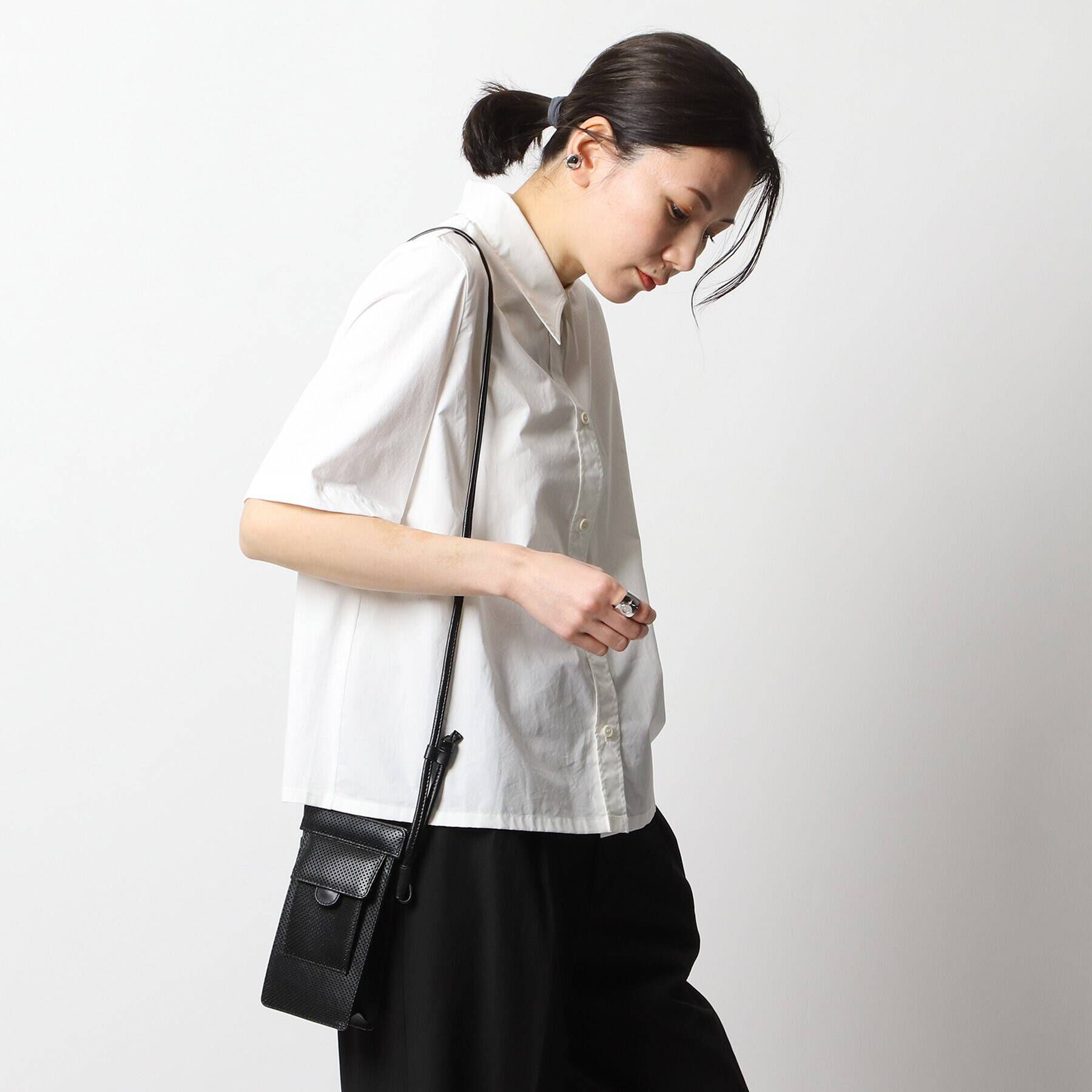 HIROKO HAYASHI「BARBERA(バルベーラ)スマホポシェット」|ショルダー・メッセンジャー|