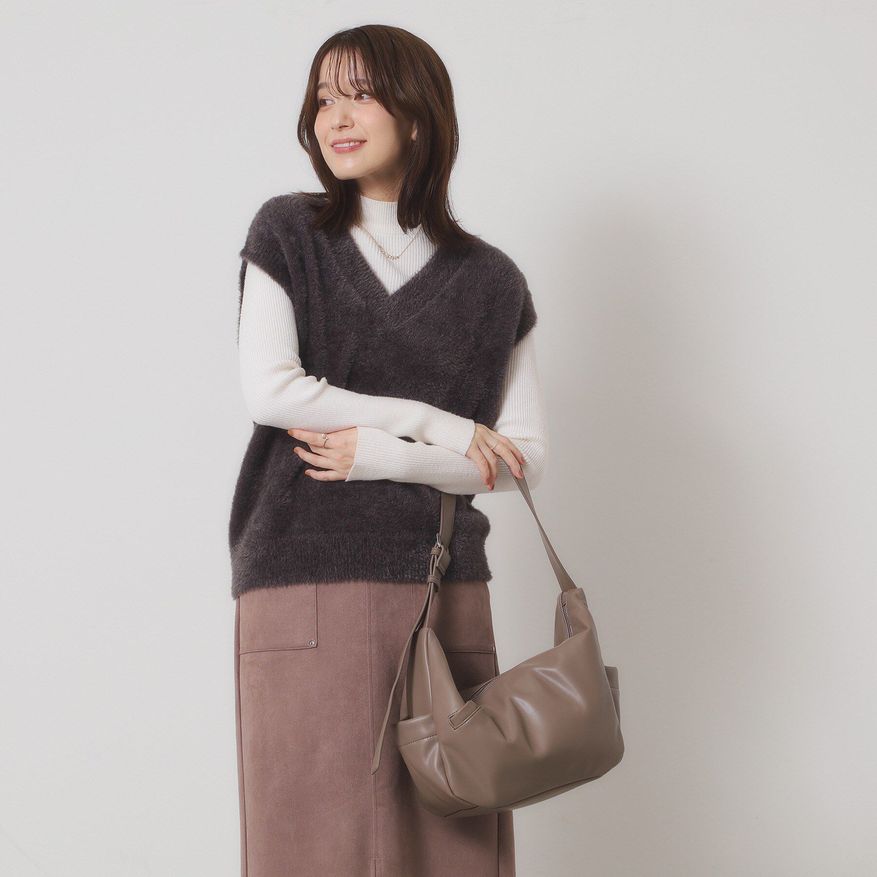 ITS&rsquo;DEMO「PUショルダーバッグ」|ショルダー・メッセンジャー|グレージュ(050)