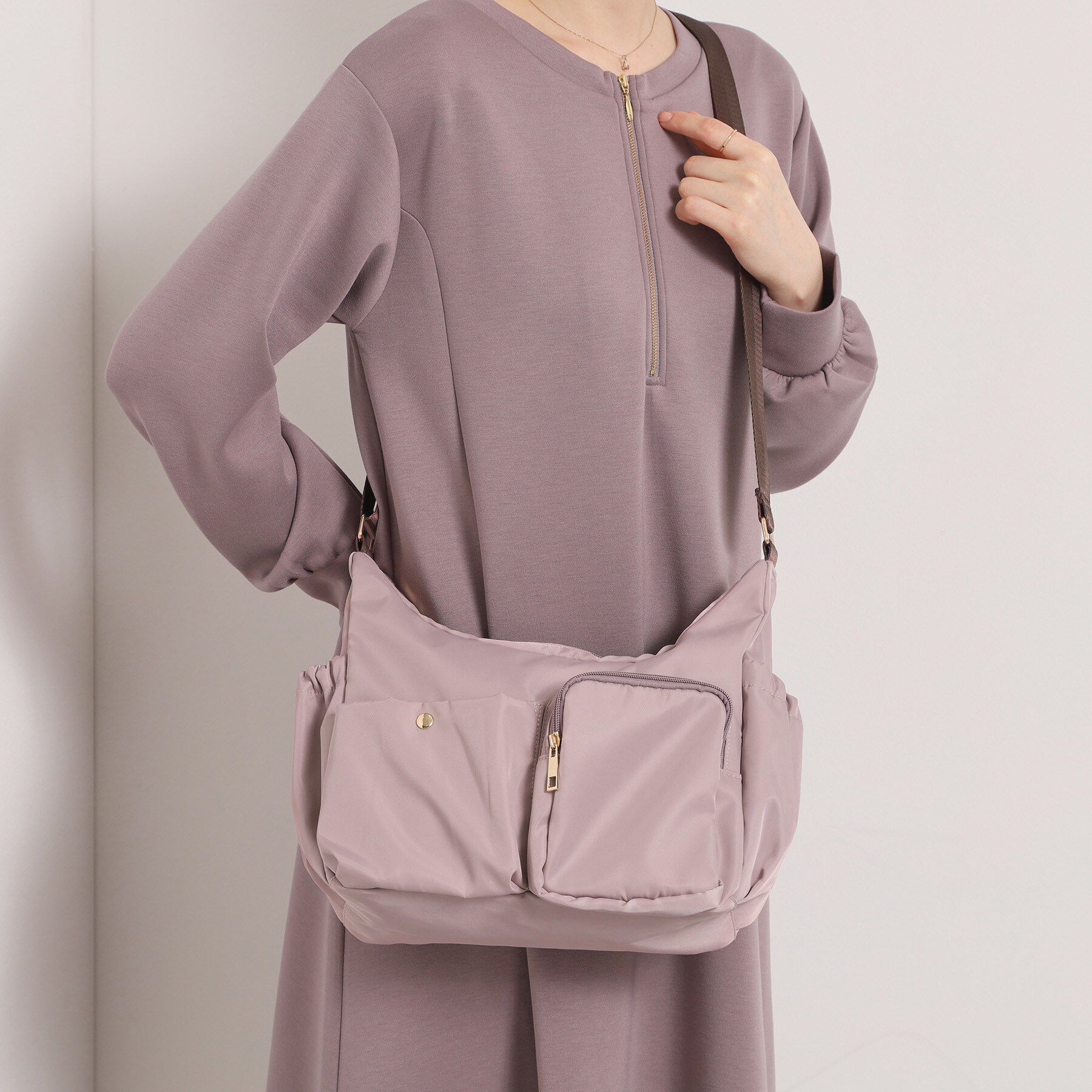 ITS&rsquo;DEMO「ツイル8ポケットショルダー」|ショルダー・メッセンジャー|ピンク(071)