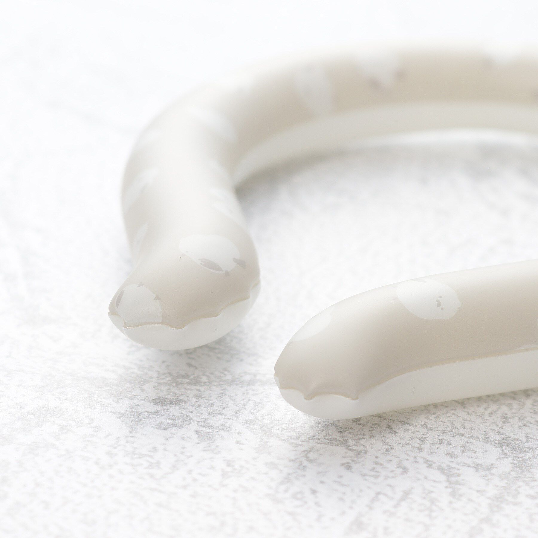 Ober Tashe「＼10色から選べる／ひんやりネックリング」|その他|