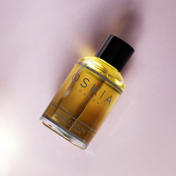  「OSKIA(オスキア) Vバスオイル 本体 (120mL)」|入浴剤・バスグッズ|