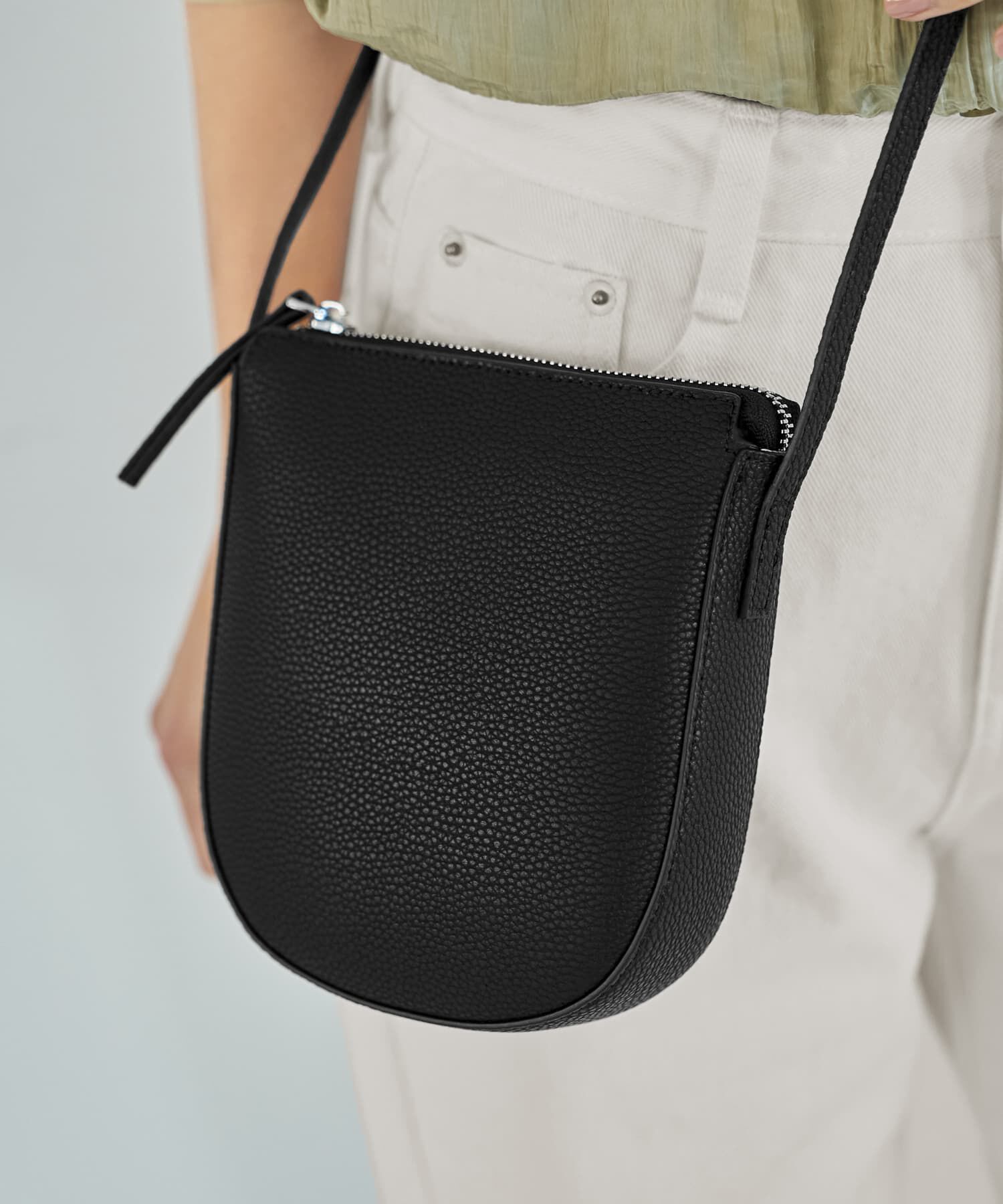 STYLE DELI「【DELI by】本革スマートショルダーポーチ」|ショルダー・メッセンジャー|