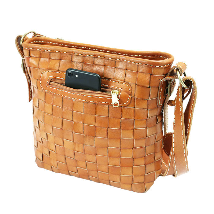 BACKYARD FAMILY「ショルダーバッグ レディース 本革 通販 斜めがけ 大人 大きめ ズッケロ フィラート」|ショルダー・メッセンジャー|