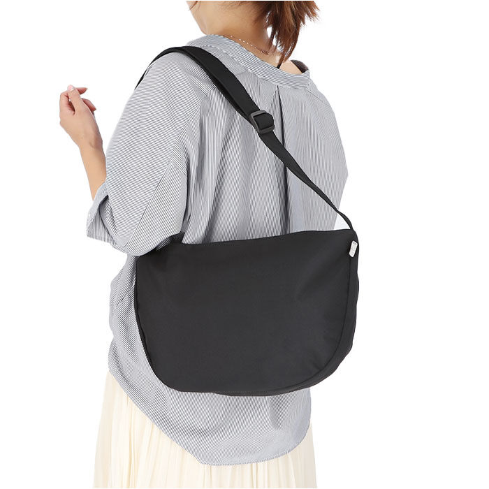 BACKYARD FAMILY「ショルダーバッグ 軽量 ポリエステル 通販 ショルダーバック ショルダー 斜め掛け ななめがけ」|ショルダー・メッセンジャー|