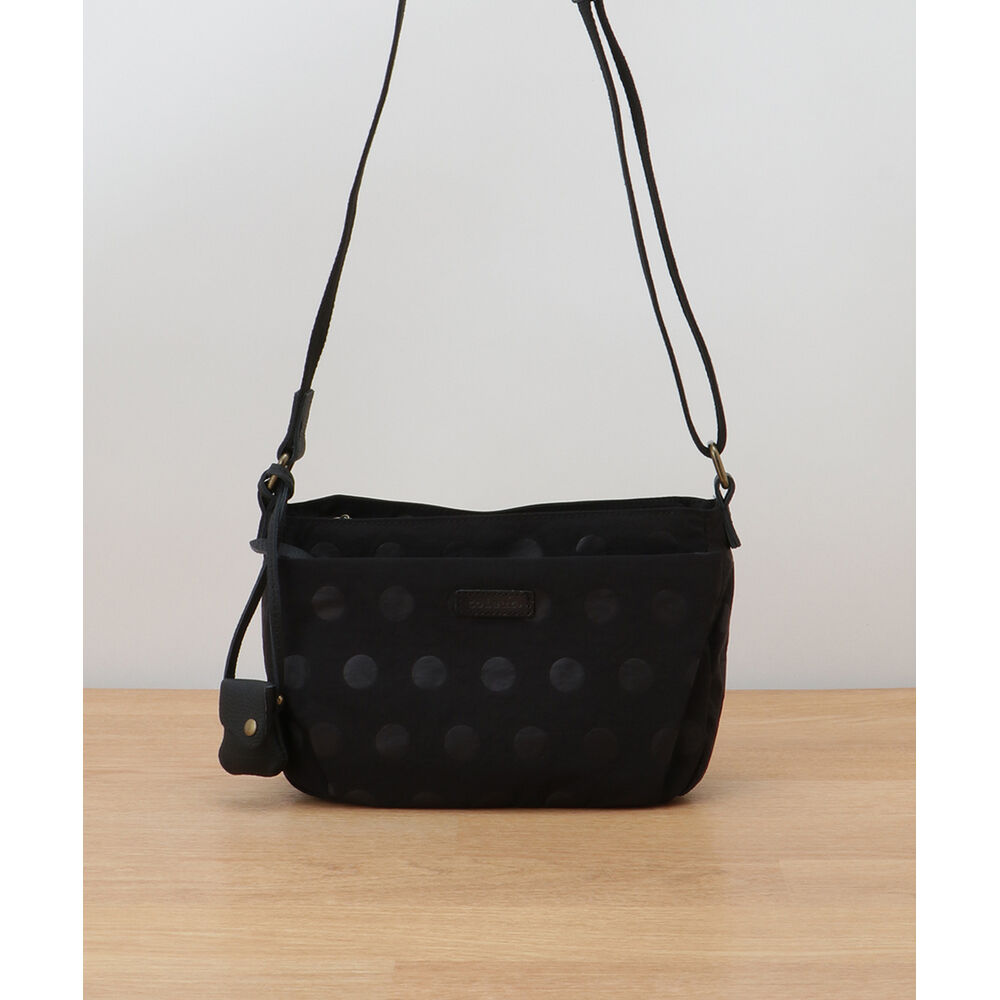 BACKYARD FAMILY「toleur ショルダーバッグ 11776 トーラ 通販 ショルダーバック ショルダー バッグ」|ショルダー・メッセンジャー|ブラック1