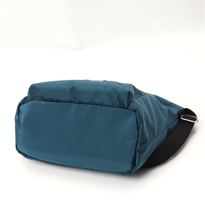 BACKYARD FAMILY「ショルダーバッグ 斜めがけバッグ 通販 HJARTA ヤッタ ショルダートートM ショルダーバック」|ショルダー・メッセンジャー|