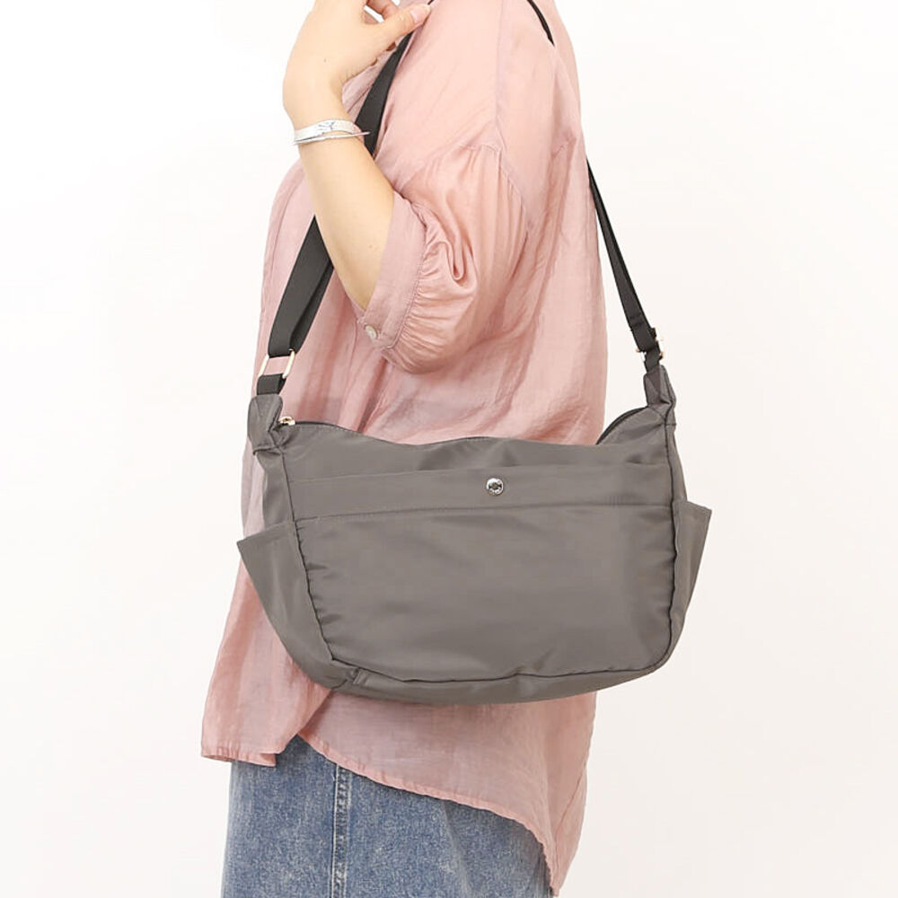 BACKYARD FAMILY「jouet ショルダーバッグ 通販 ショルダーバック 斜め掛けバッグ 斜めかけバッグ 肩掛けカバン」|ショルダー・メッセンジャー|グレー1