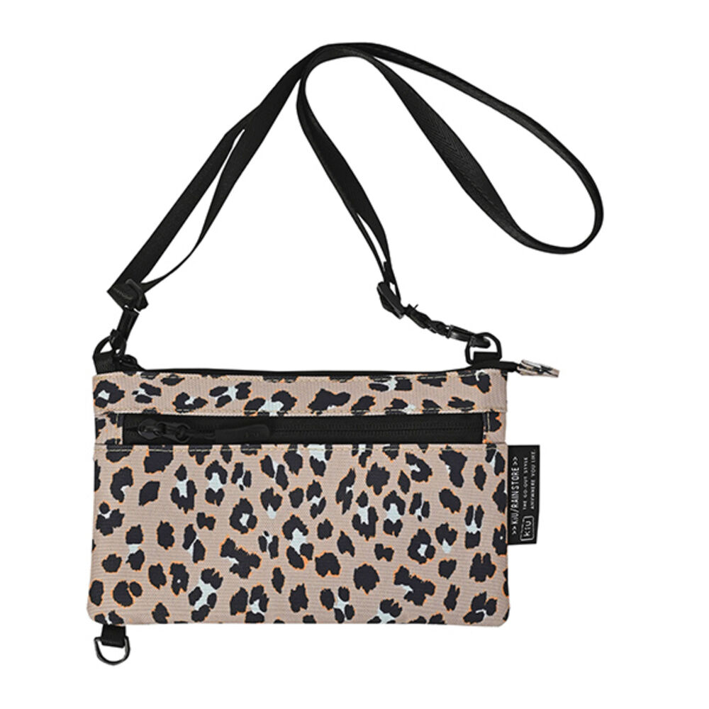 KiU「KiU キウ スマホポーチ K434 通販 ポーチ ショルダーバッグ サコッシュ エチケットポーチ」|ショルダー・メッセンジャー|ベージュ1