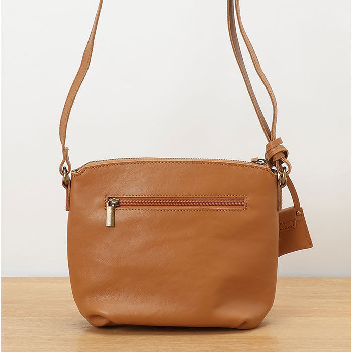 BACKYARD FAMILY「ショルダーバッグ レディース レザー 通販 toleur レザーバッグ バック 牛革 肩掛け」|ショルダー・メッセンジャー|